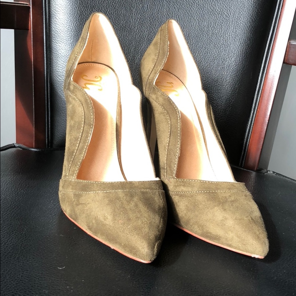 JG High Heels in Olive